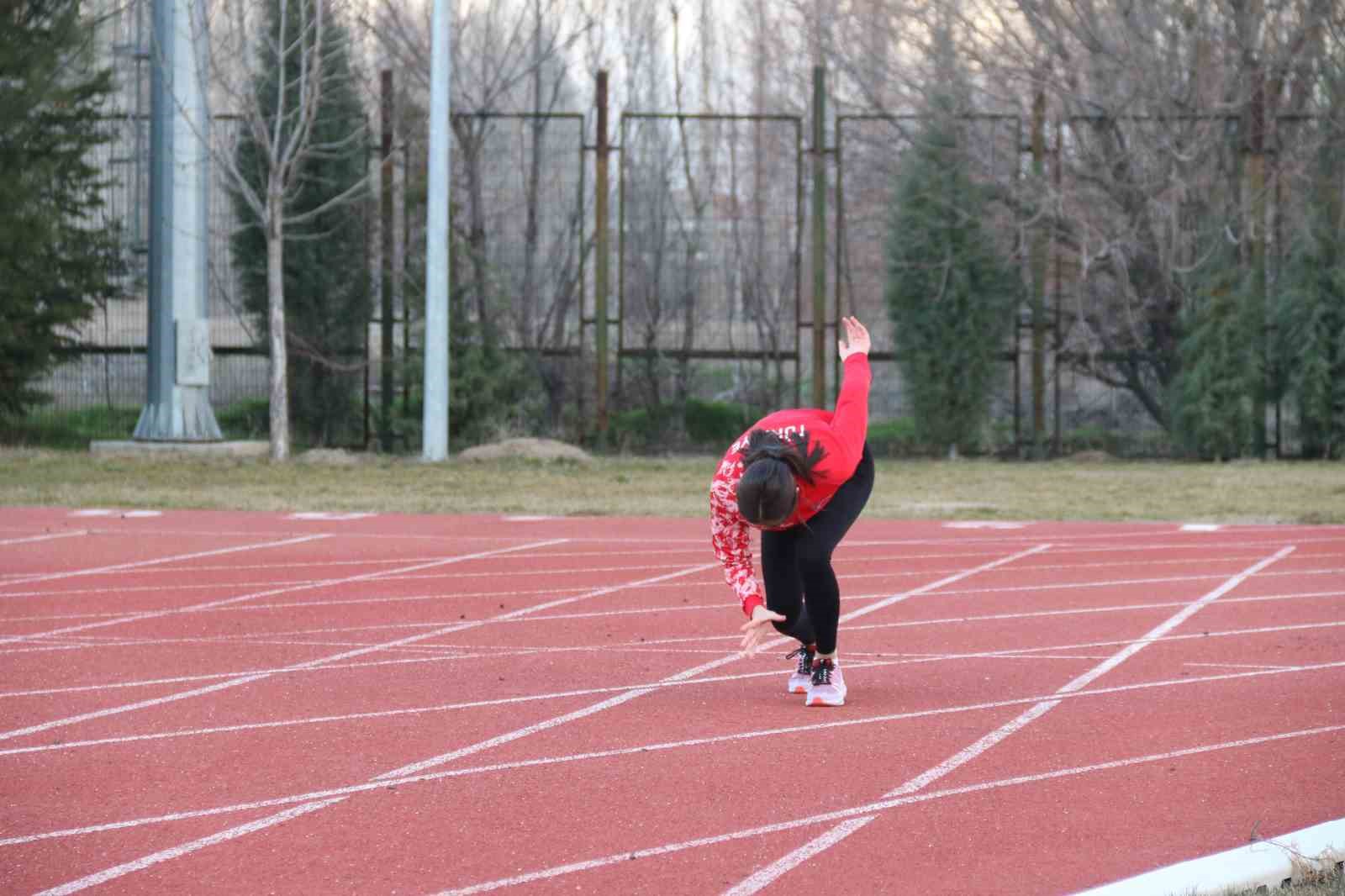 30 yıl sonra ilk ‘altın’ Eskişehirli sporcudan geldi
