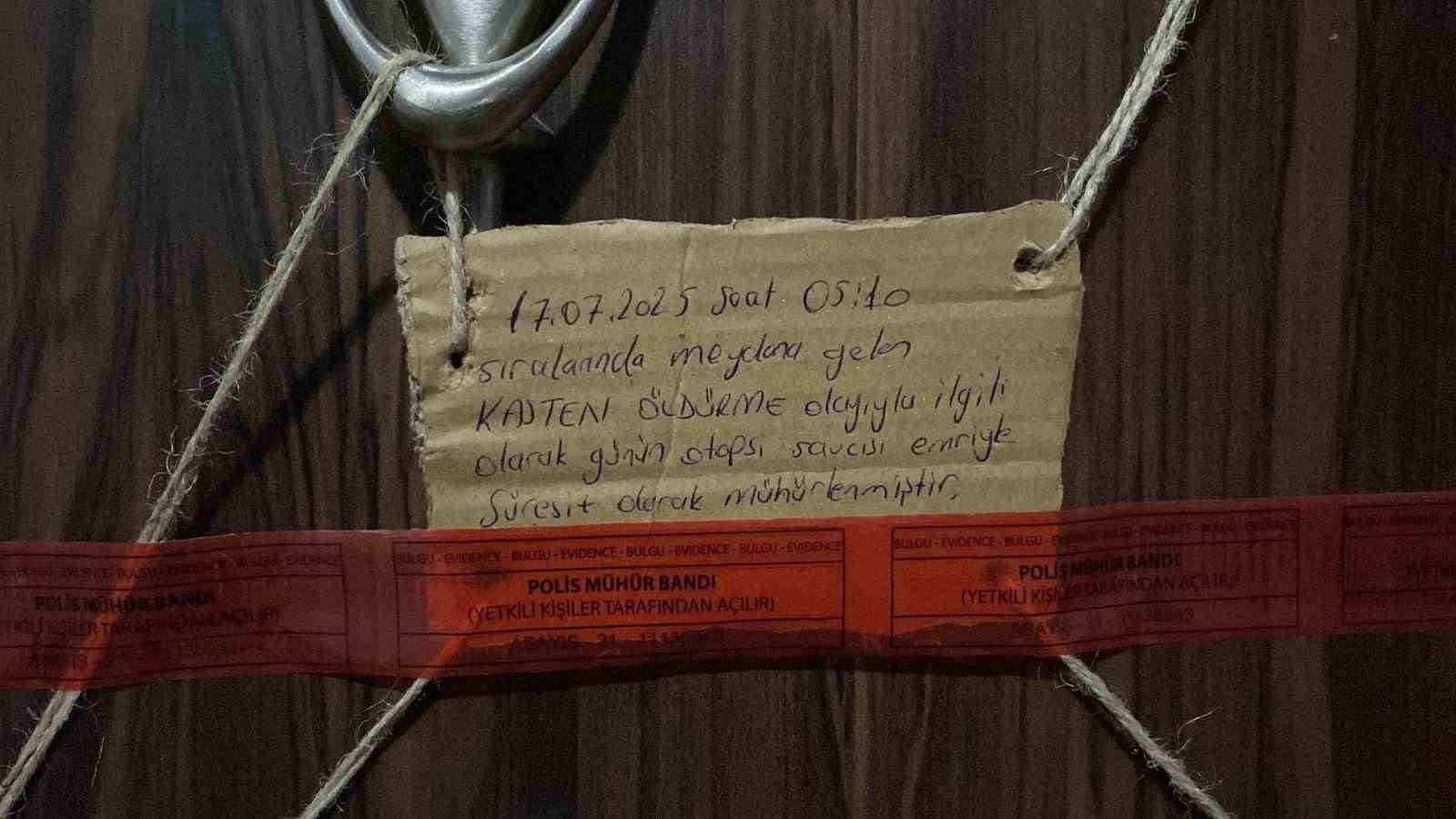 4 çocuk annesi eski sevgilisinin boğazını keserek öldüren sanığa ağırlaştırılmış müebbet
4 çocuk annesi eski sevgilisinin boğazını keserek öldüren sanığa ağırlaştırılmış müebbet