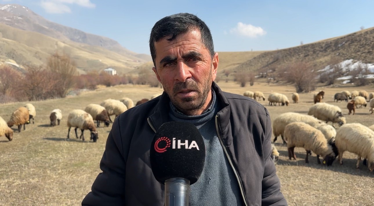 40 kilometre arayla iki mevsim: Yüksekova’da kar, Esendere’de bahar mesaisi
