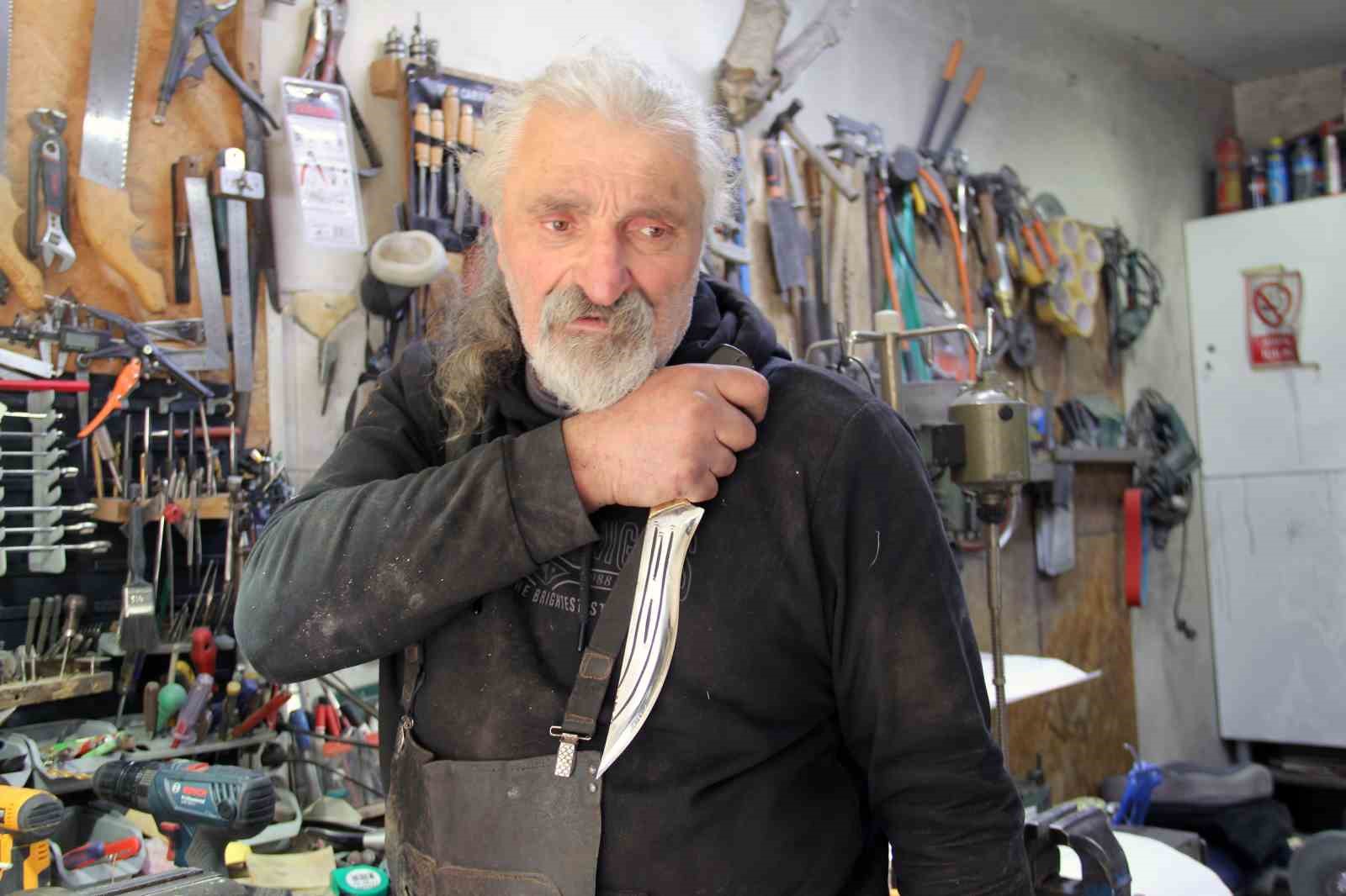 40 yaşında çırak oldu, Giresun’un bıçak mirasını yaşatıyor
