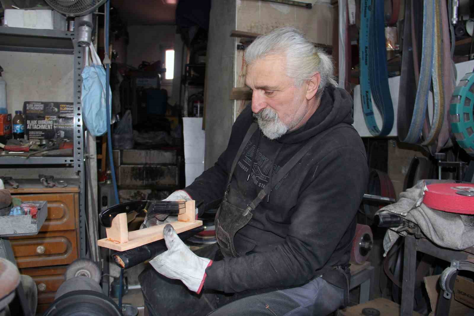 40 yaşında çırak oldu, Giresun’un bıçak mirasını yaşatıyor
