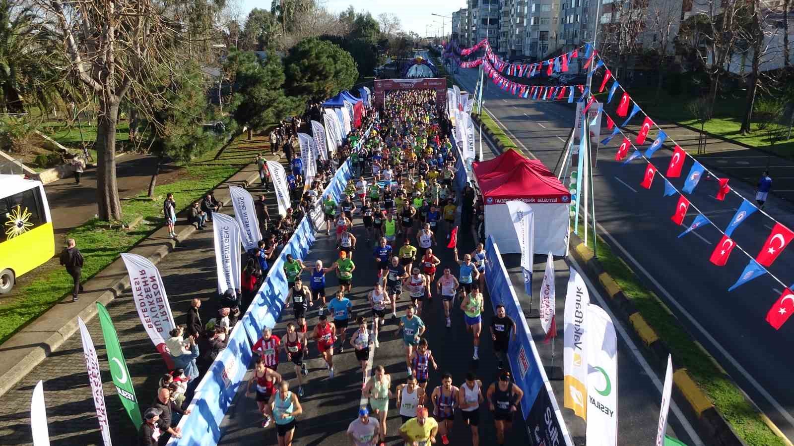 46. Uluslararası Trabzon Yarı Maratonu koşuldu
46. Uluslararası Trabzon Yarı Maratonu koşuldu