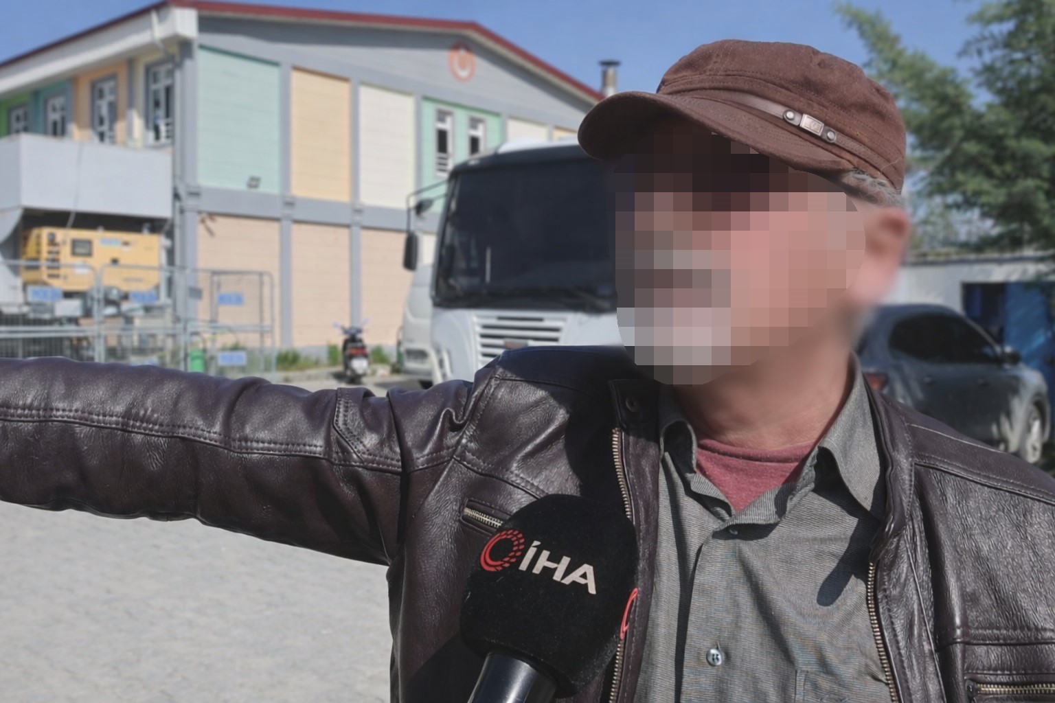 5 buçuk milyon TL’lik vurgunun ardından emekli öğretmeni de dolandırmaya çalışan sahte başkomiserin ‘suç’ oyununu polis bozdu
