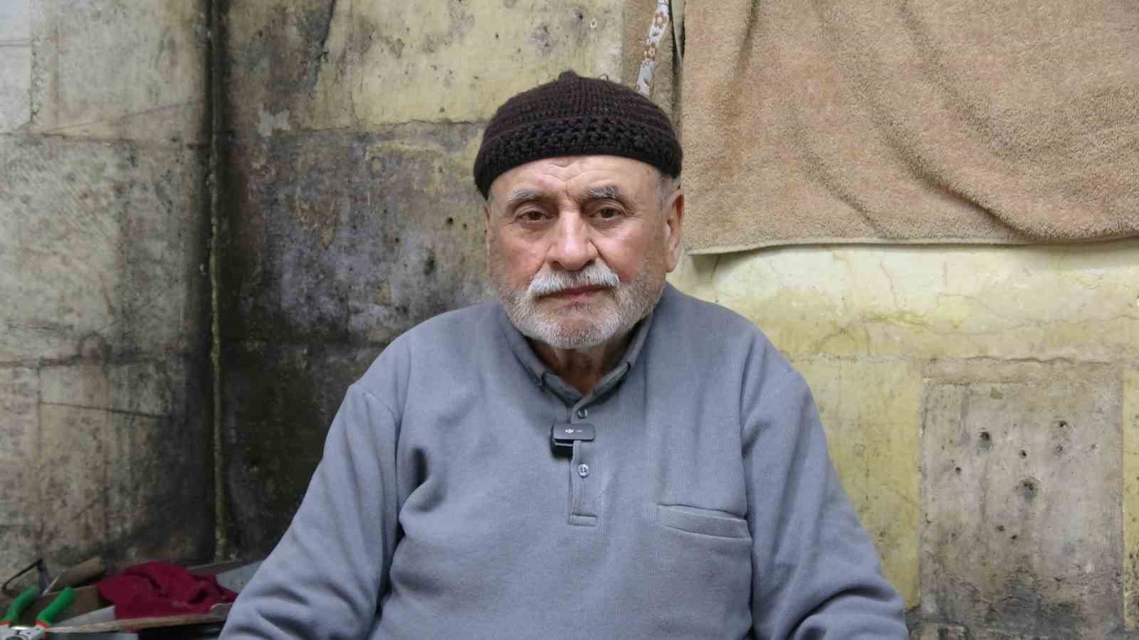 5 metrekarelik dükkanında 67 yıldır bıçakçılık yapıyor
5 metrekarelik dükkanında 67 yıldır bıçakçılık yapıyor