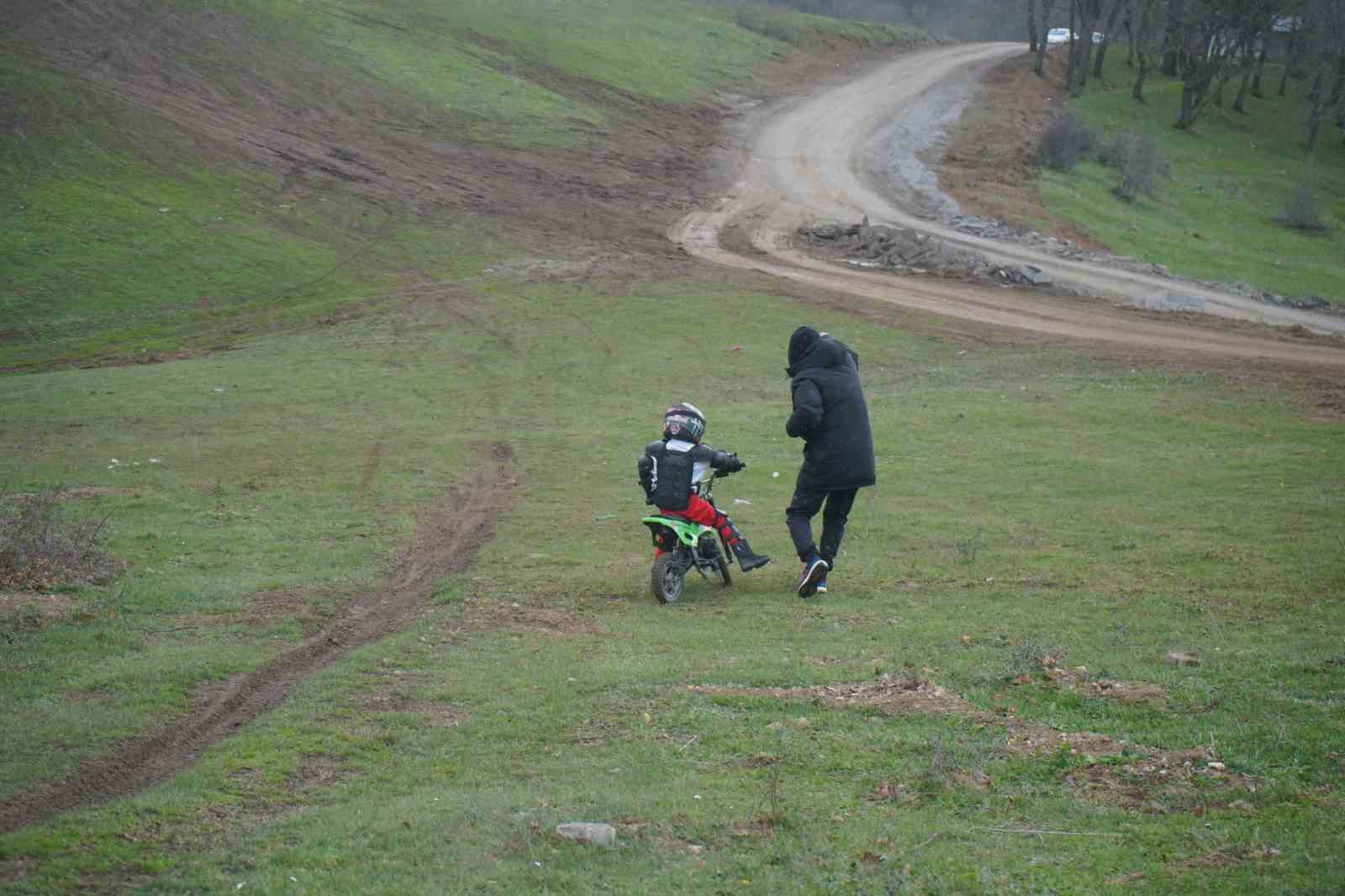 5 yaşındaki Ertuğrul’un motosiklet hikayesi Kur’an-ı Kerim ile başladı
