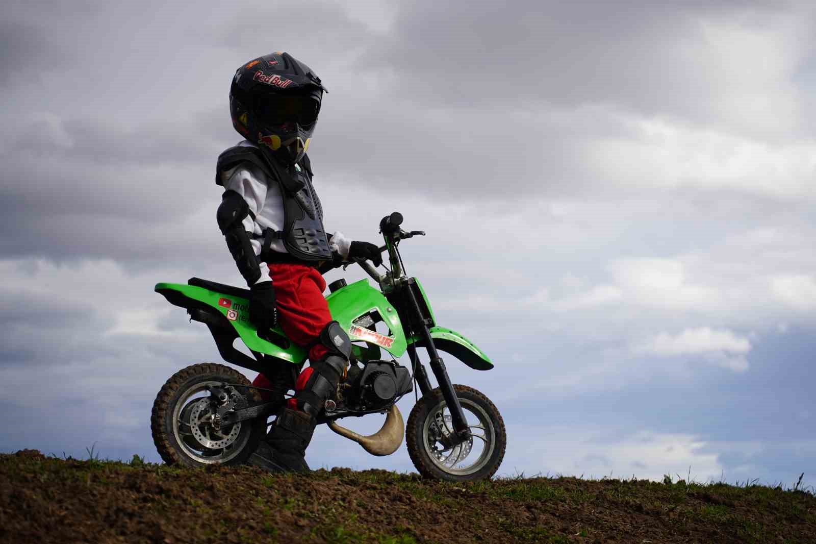 5 yaşındaki Ertuğrul’un motosiklet hikayesi Kur’an-ı Kerim ile başladı
