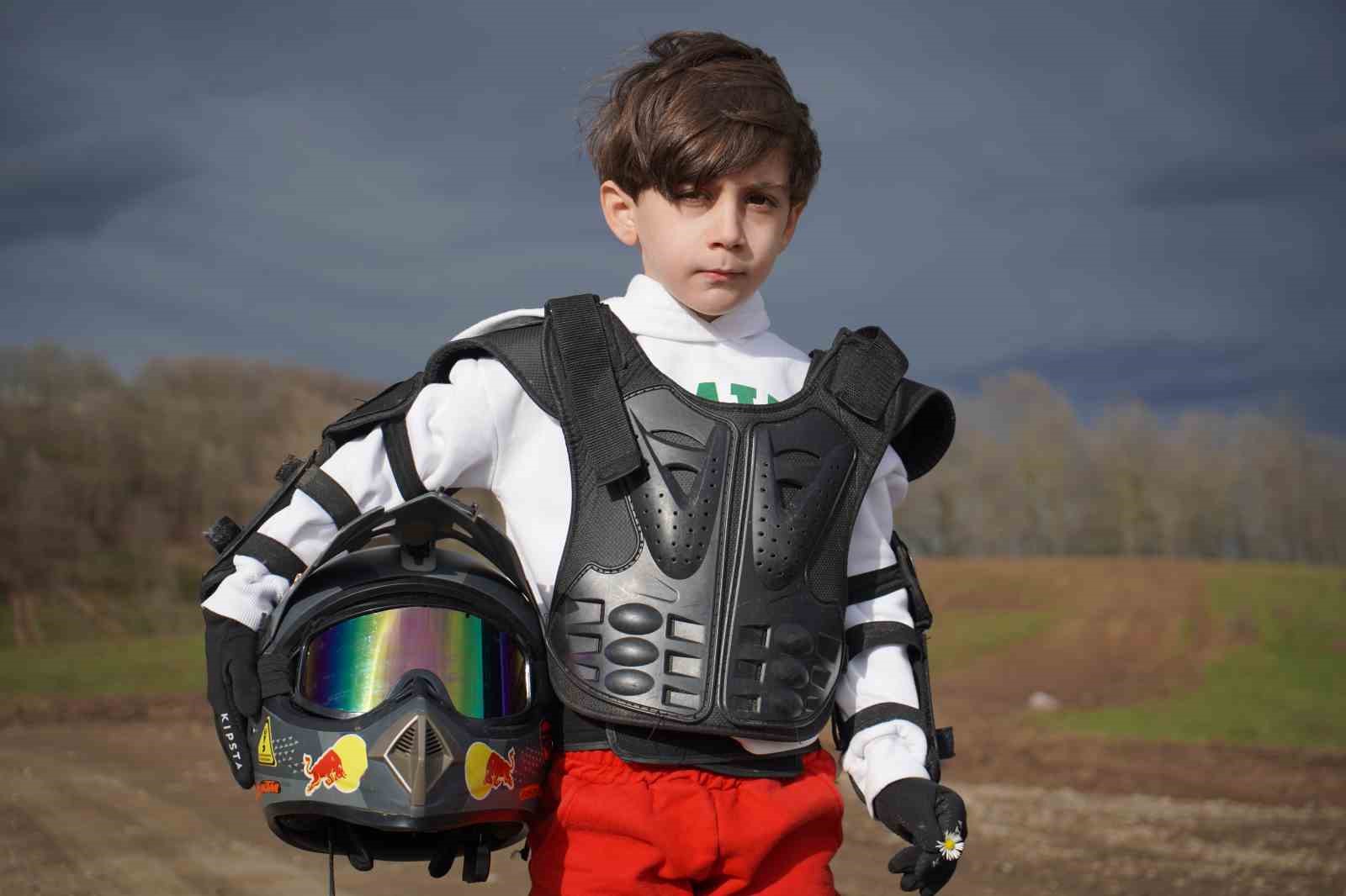 5 yaşındaki Ertuğrul’un motosiklet hikayesi Kur’an-ı Kerim ile başladı
