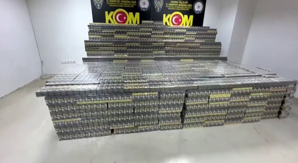50 bin paket kaçak sigara yakalattı, "Ucuza bulunca toplu satın aldım" dedi
