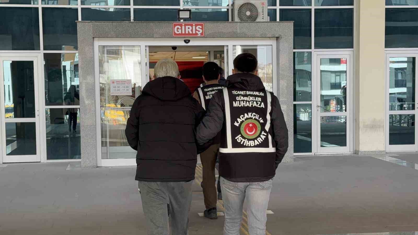 54 milyonluk zehir şebekesi adliyeye sevk edildi
