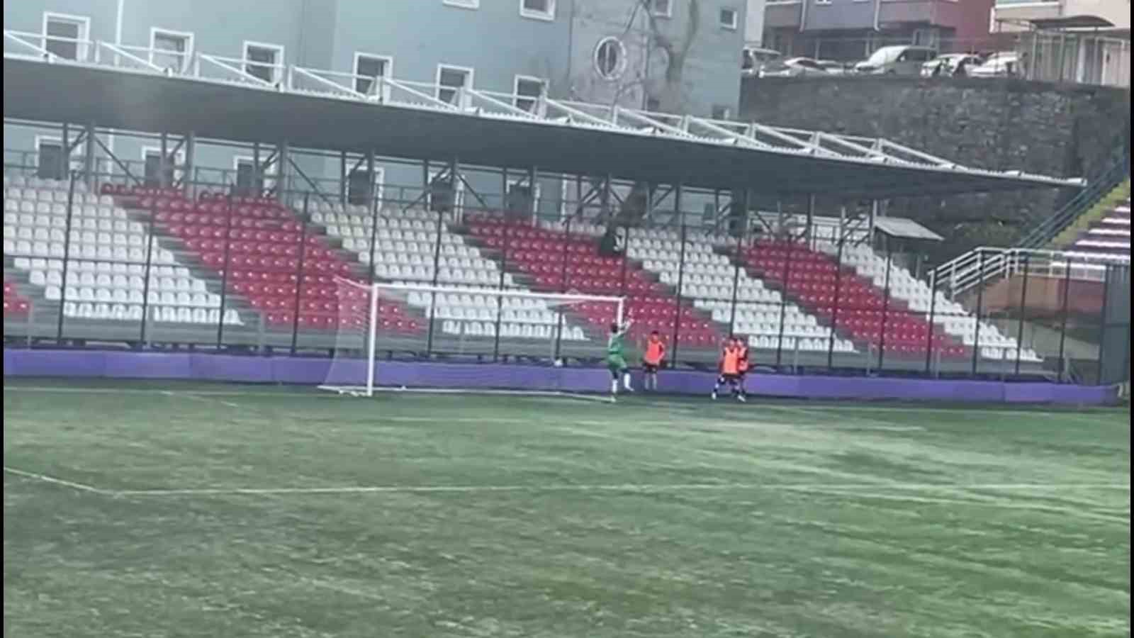 55 metreden gol atan 18 yaşındaki genç: "Kendime güvendim"
