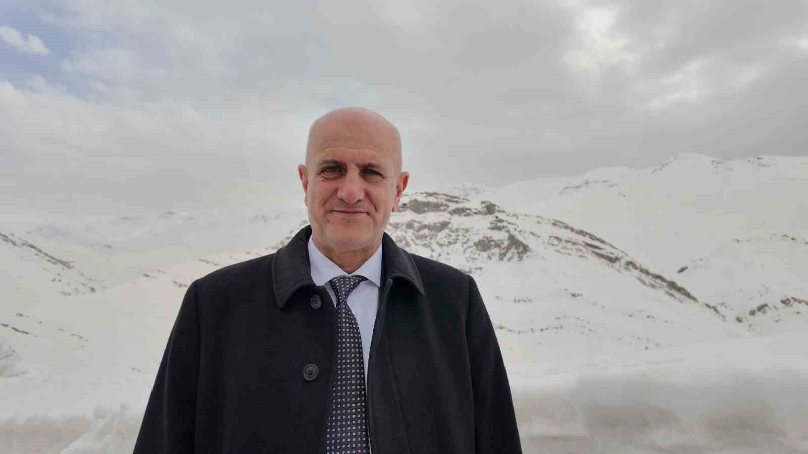 6 bin nüfuslu beldenin yolunun açılması için çalışmalar sürüyor
