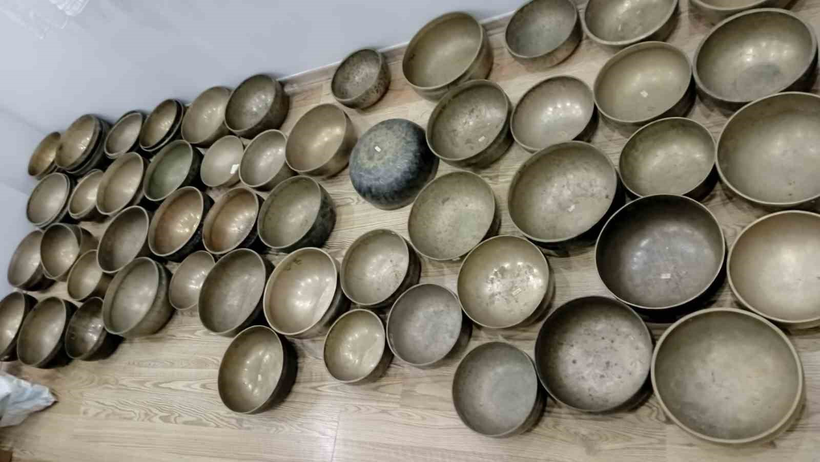 6 ilde fuhuş operasyonu: 6’sı yabancı 15 kadın kurtarıldı, 13 şüpheli yakalandı
