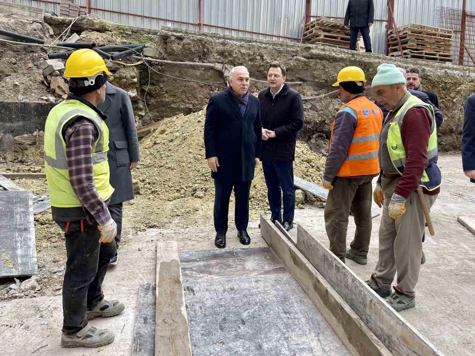 6 Şubat’ın 3. yılında Fatih’ten "Dirençli Şehir" vurgusu
6 Şubat’ın 3. yılında Fatih’ten "Dirençli Şehir" vurgusu