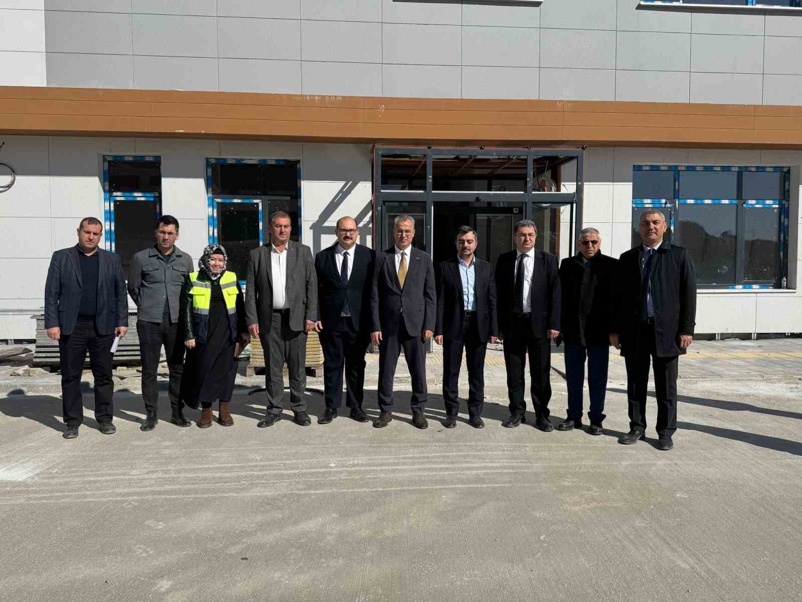 60 yataklı Dicle Devlet Hastanesi’nin yapımının yüzde 95’i tamamlandı
