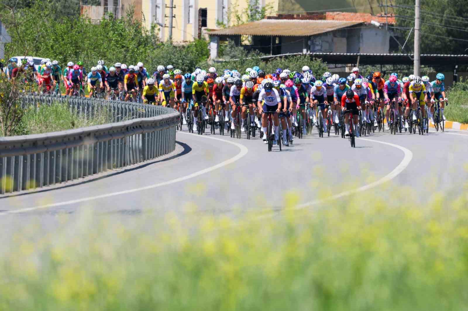 61. Cumhurbaşkanlığı Türkiye Bisiklet Turu 2. gününü Tom Crabbe kazandı
