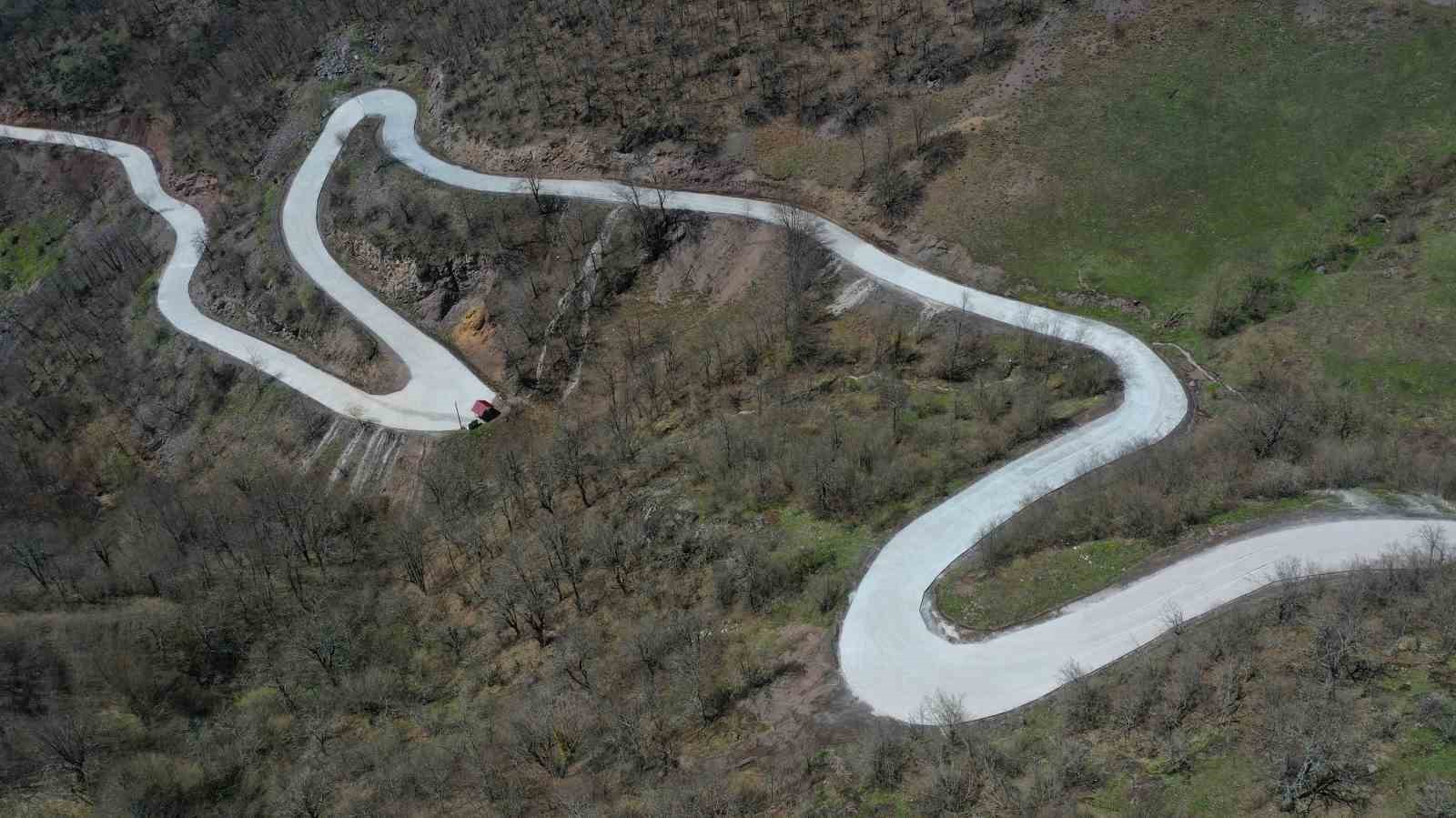 7 mahalleye hitap eden yol konfora kavuştu

