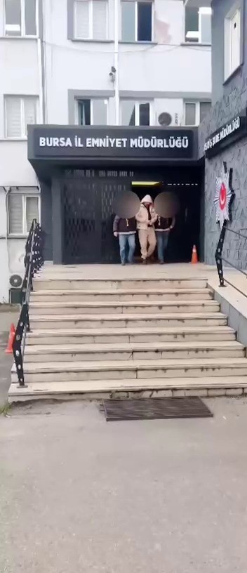 72 saatlik kamera incelendi, aranan şahıslara baskın yapıldı : 3 kişi yakalandı
