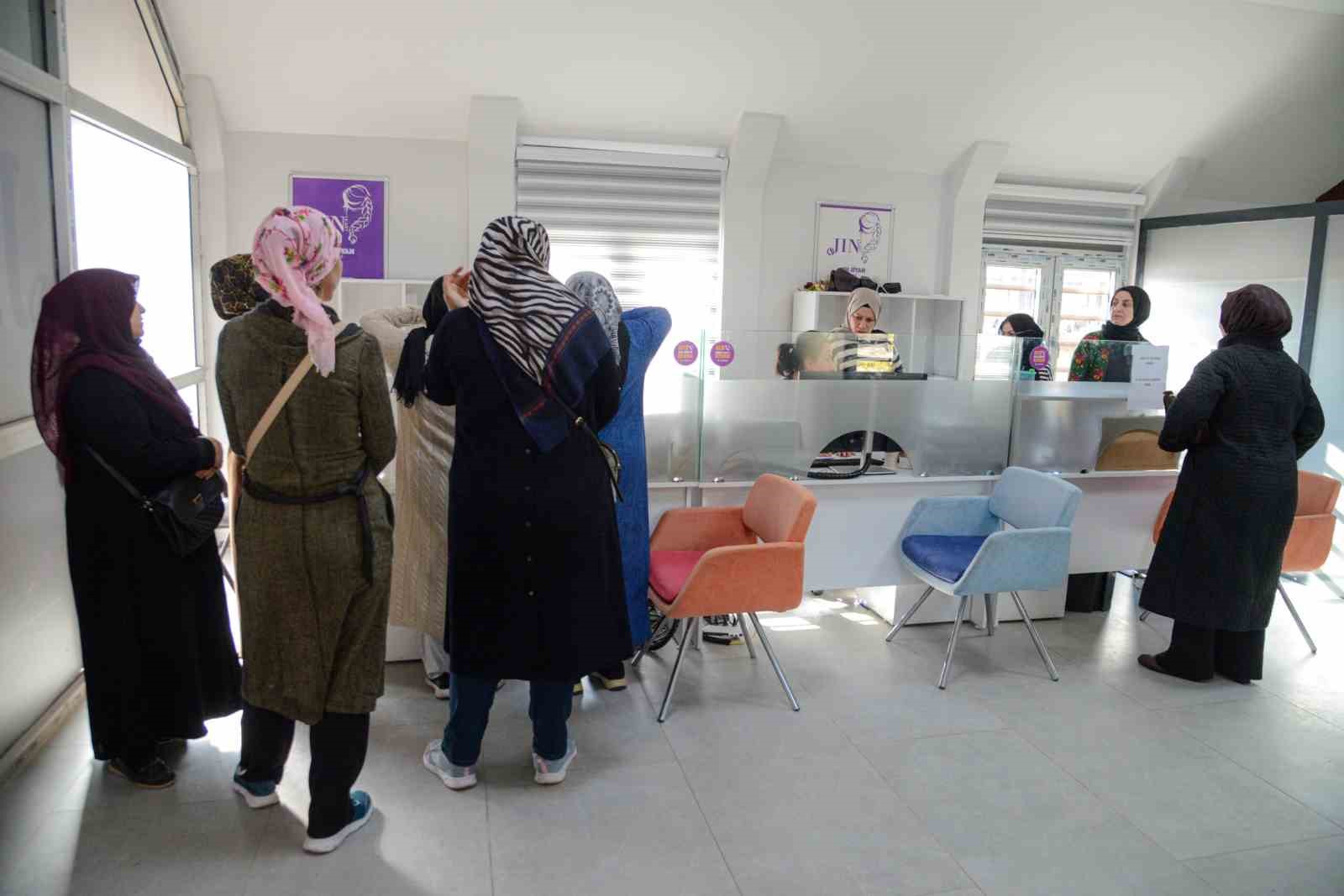 8 bin kadına JINKART dağıtıldı
