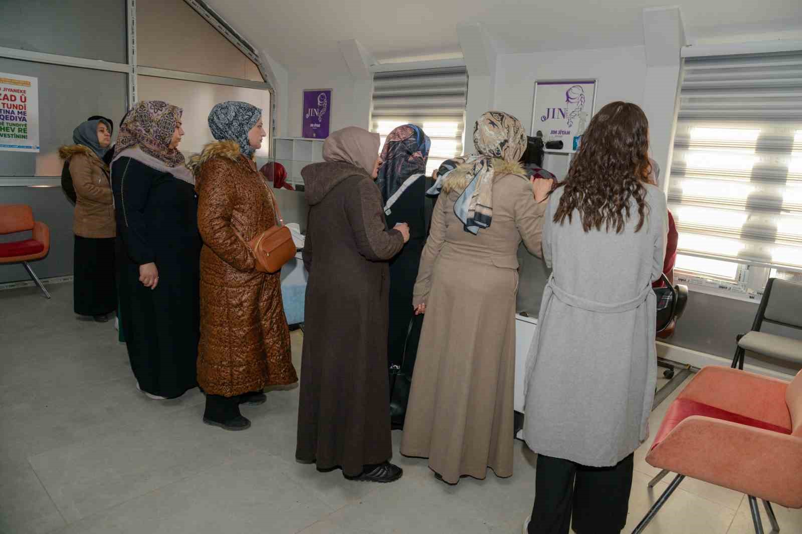 8 bin kadına JINKART dağıtıldı
