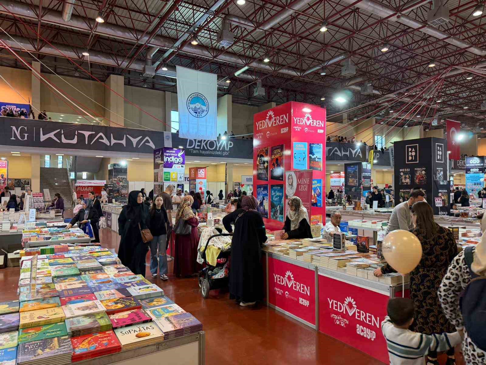 8. Kayseri Kitap Fuarı’na son iki günde yoğun ilgi
