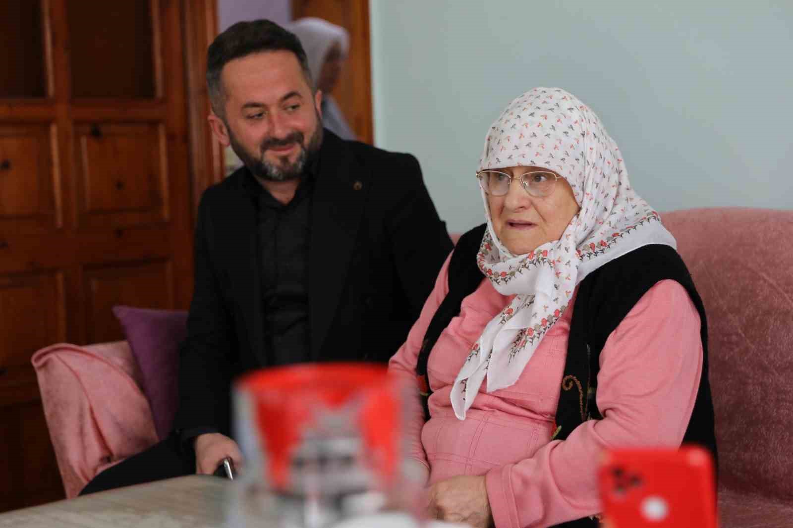 81’lik Sevim nine unutulmadı
