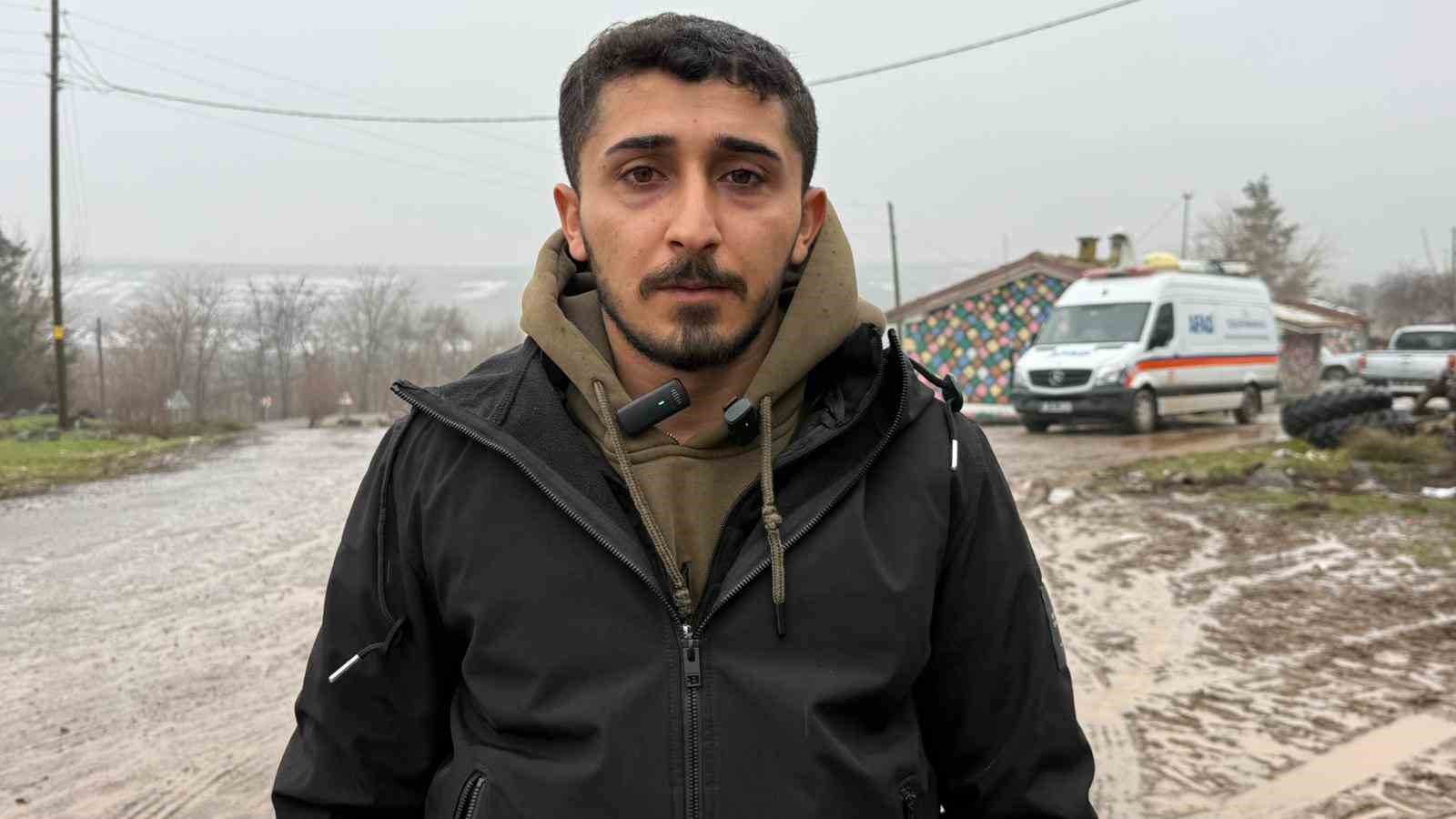 9 gündür kayıp olan kadının eşi Şeyhmus Kılıç: "Hepimizin psikolojisi bozuldu"
9 gündür kayıp olan kadının eşi Şeyhmus Kılıç: "Hepimizin psikolojisi bozuldu"