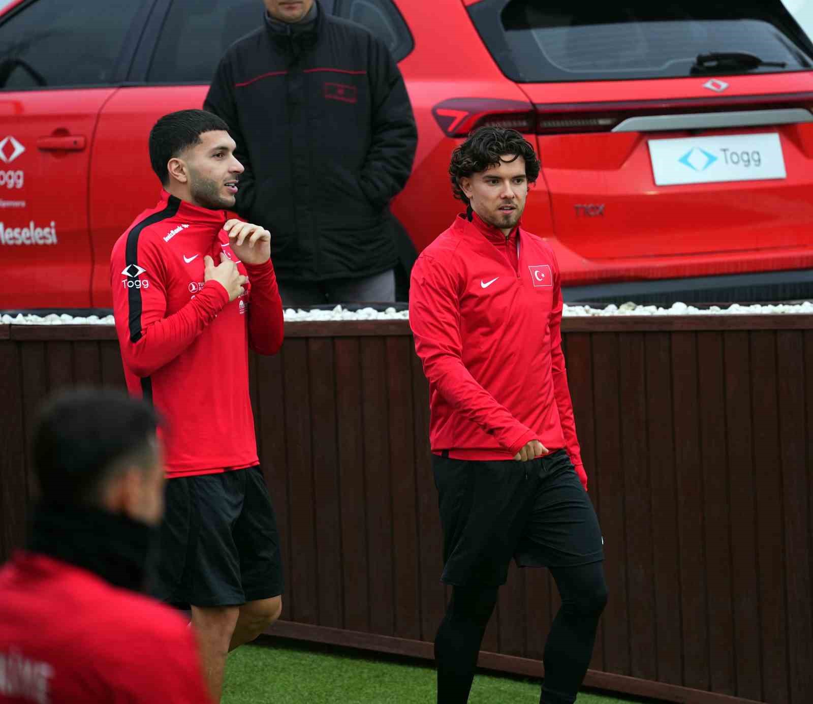 A Milli Futbol Takımı, Romanya maçının hazırlıklarını sürdürdü
