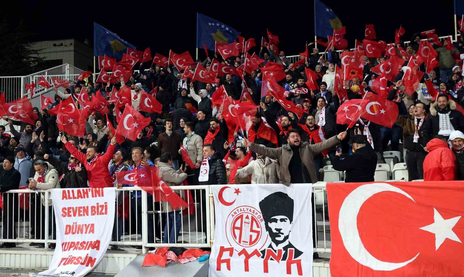 A Milli Futbol Takımı’nda 3 değişiklik
