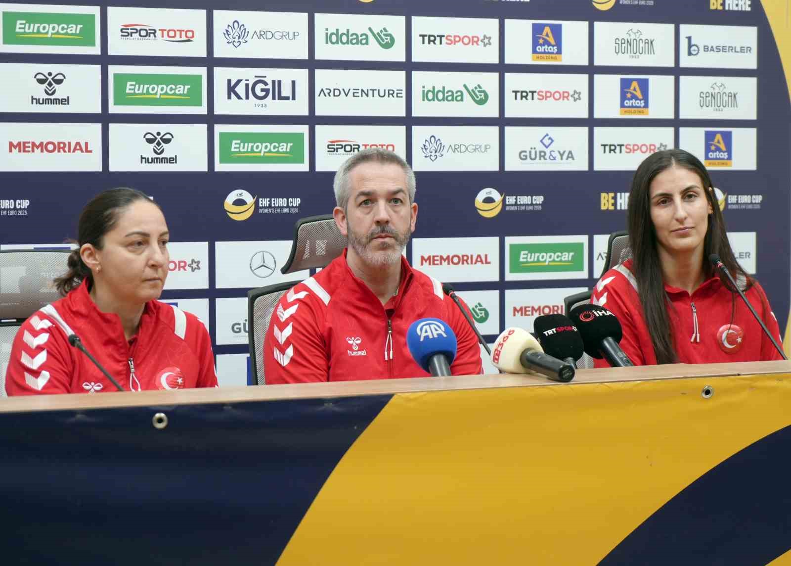 A Milli Kadın Hentbol Takımı, Kastamonu’da Çekya ile karşılaşacak
A Milli Kadın Hentbol Takımı, Kastamonu’da Çekya ile karşılaşacak