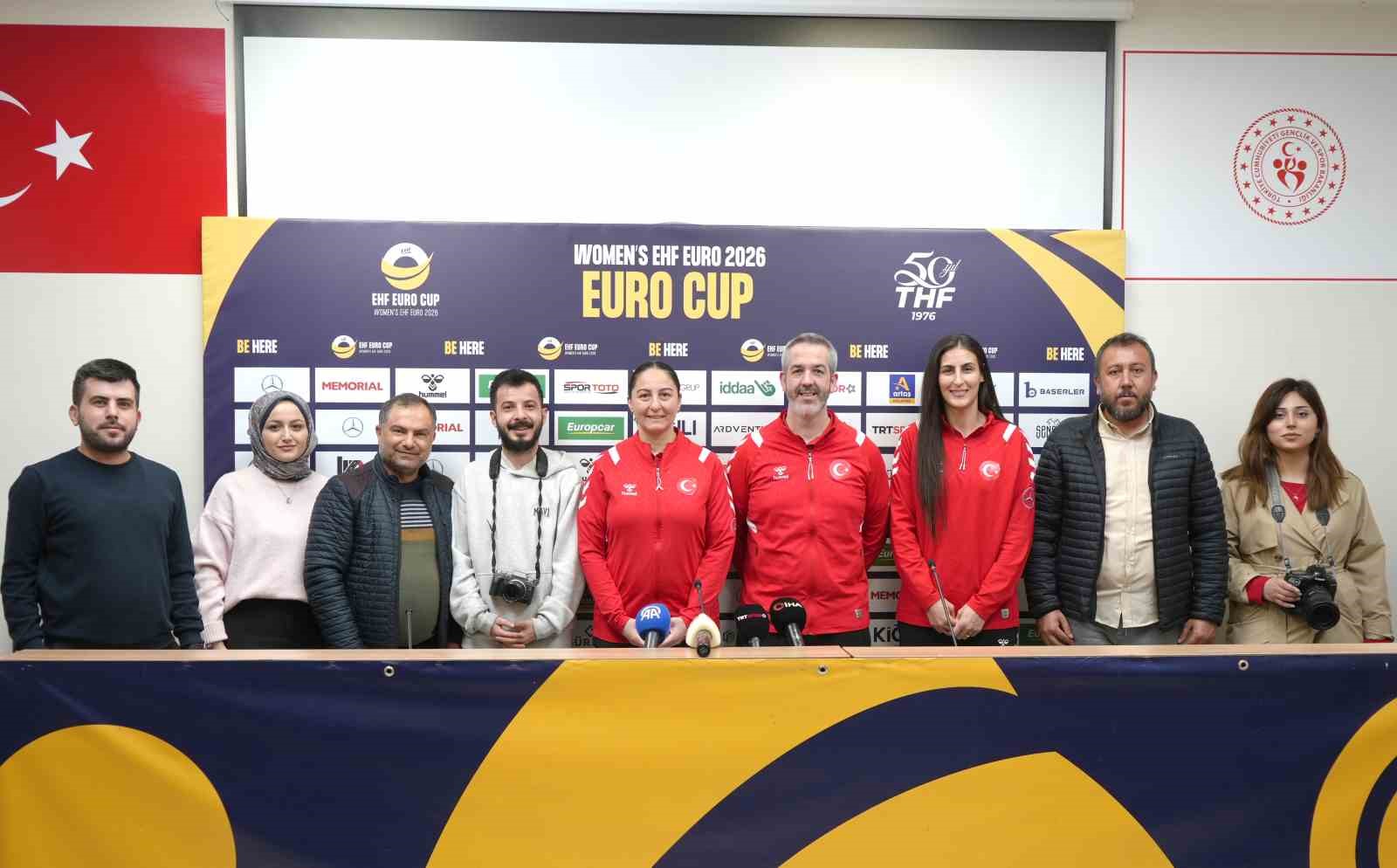 A Milli Kadın Hentbol Takımı, Kastamonu’da Çekya ile karşılaşacak
A Milli Kadın Hentbol Takımı, Kastamonu’da Çekya ile karşılaşacak