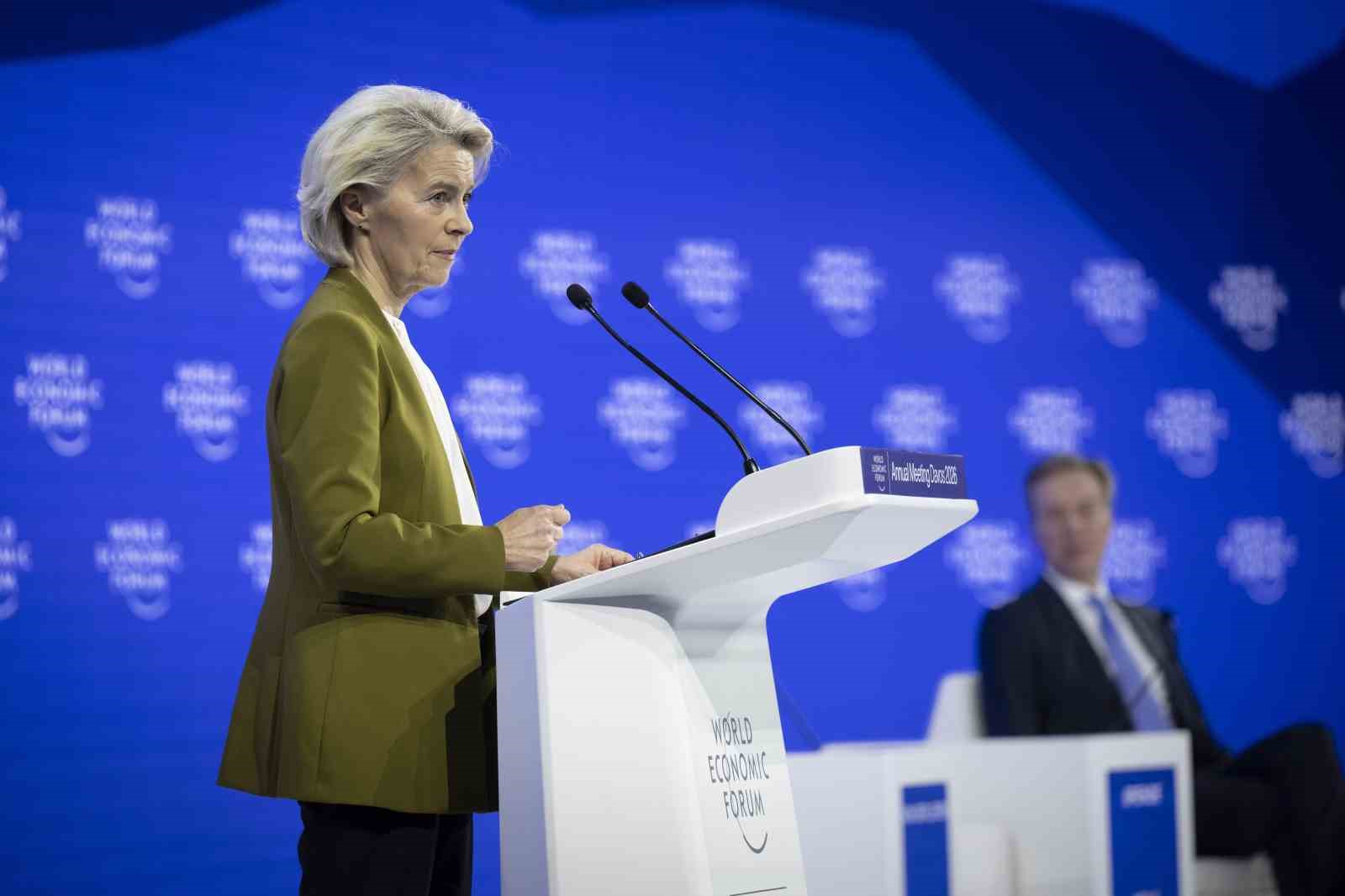 AB Komisyonu Başkanı Von der Leyen: "Grönland’ın toprak bütünlüğü pazarlık konusu olamaz"
