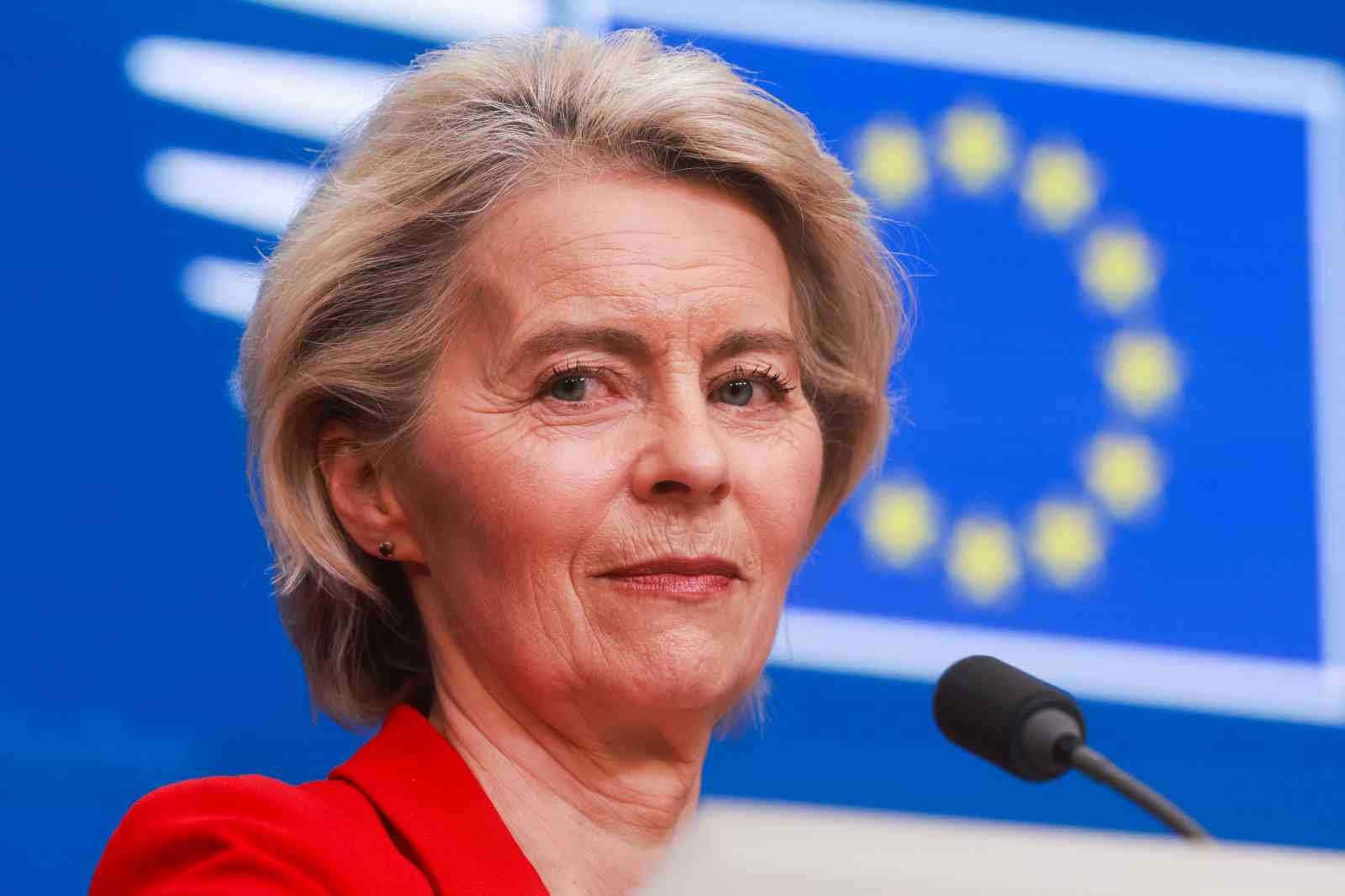 AB Komisyonu Başkanı Von der Leyen’den Rusya’ya yönelik 20’inci yaptırım paketi açıklaması
AB Komisyonu Başkanı Von der Leyen’den Rusya’ya yönelik 20’inci yaptırım paketi açıklaması