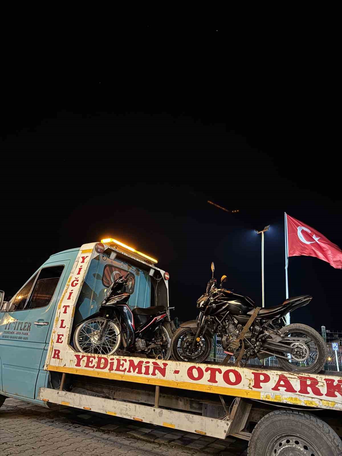 Abartı egzozla çevreye rahatsızlık veren iki motosiklete 180 bin lira ceza
