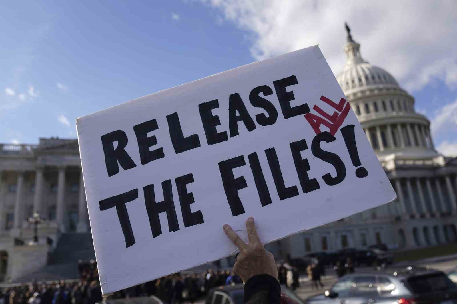 ABD Adalet Bakanlığı: "Epstein ile bağlantılı 2 milyondan fazla belge hala incelemede"
