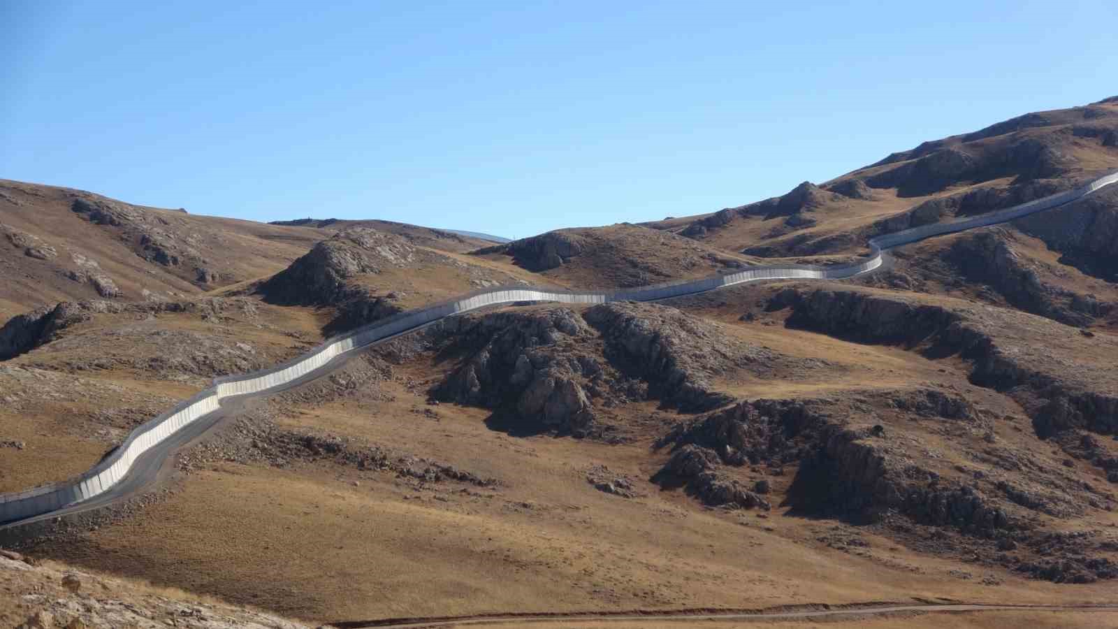 ABD-İran gerilimi gölgesinde Türkiye’nin güvenlik kalkanı: Van sınır duvarı hayati rol üstleniyor
