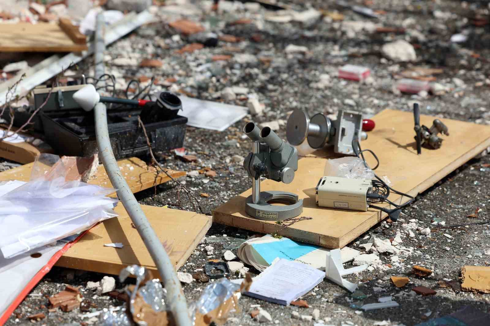 ABD ve İsrail’in Tahran’daki Şehit Beheşti Üniversitesi’ne saldırısı büyük yıkıma yol açtı
