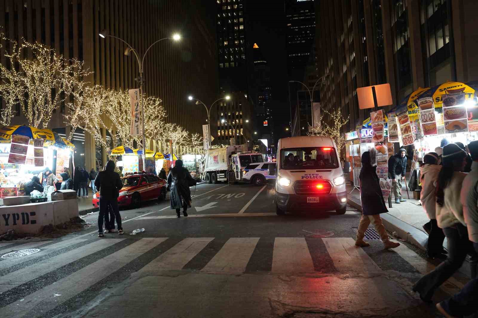 ABD’de yeni yıl yoğun güvenlik önlemleri altında coşkuyla kutlandı
