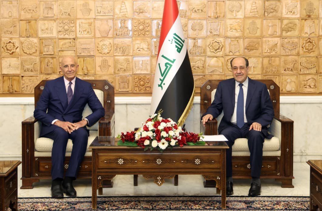 ABD’li Özel Temsilcisi Barrack, Bağdat’ta başbakan adayı El-Maliki ile görüştü
ABD’li Özel Temsilcisi Barrack, Bağdat’ta başbakan adayı El-Maliki ile görüştü