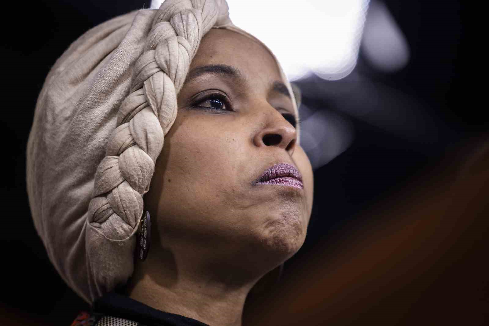 ABD’nin ilk Müslüman kadın kongre üyelerinden Omar’a saldırı
