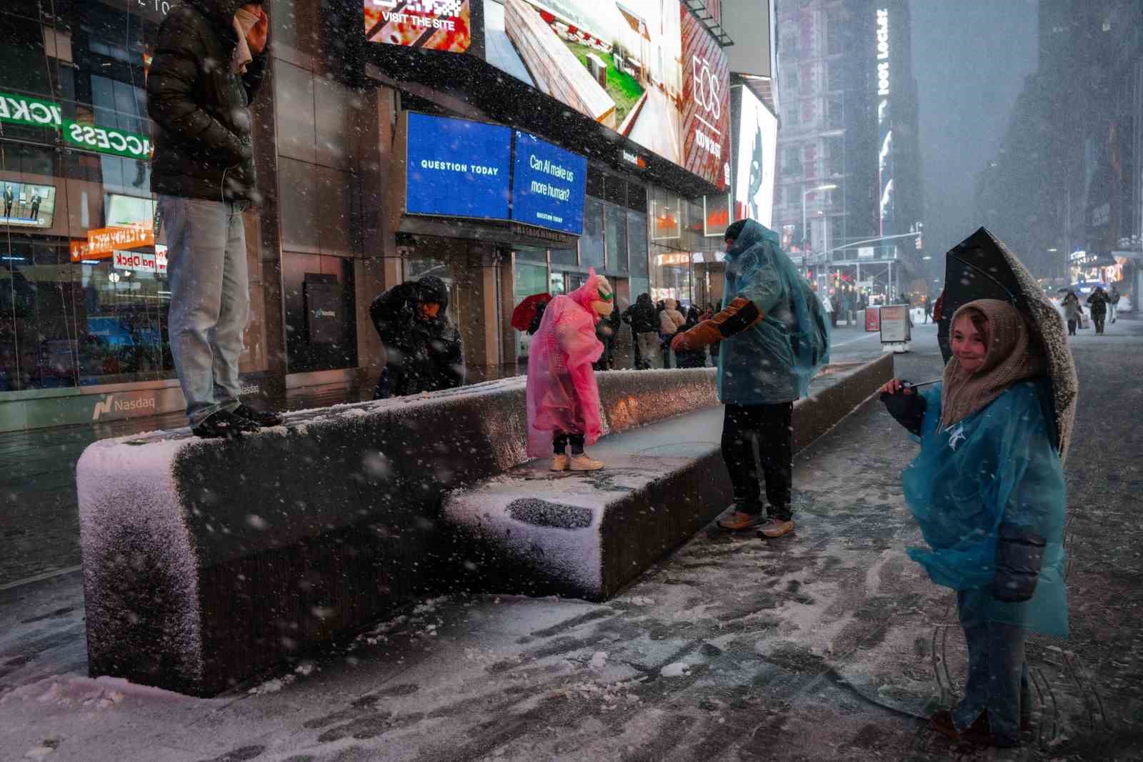 ABD’nin kuzeydoğusundaki şiddetli kar fırtınası
