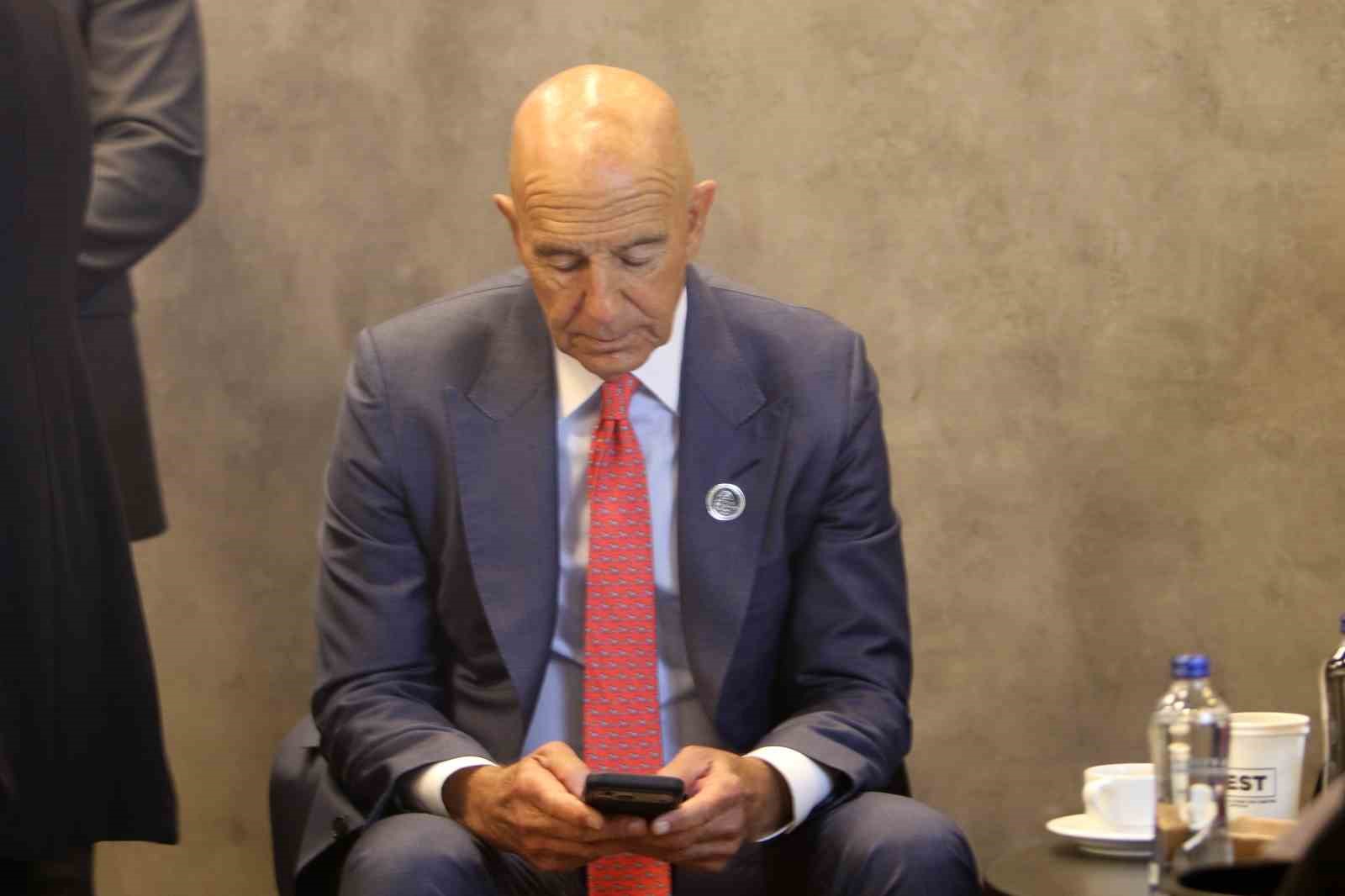 ABD’nin Türkiye Cumhuriyeti Büyükelçisi ve Suriye Özel Temsilcisi Barrack: "Suriye, yeni diplomasinin, olay odaklı diplomasinin en büyük örneklerinden biri oldu"
