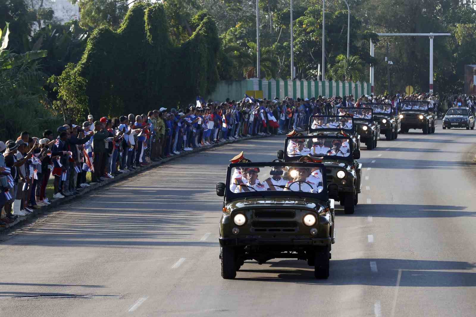 ABD’nin Venezuela saldırısında ölen 32 Kübalı asker ülkelerine getirildi
