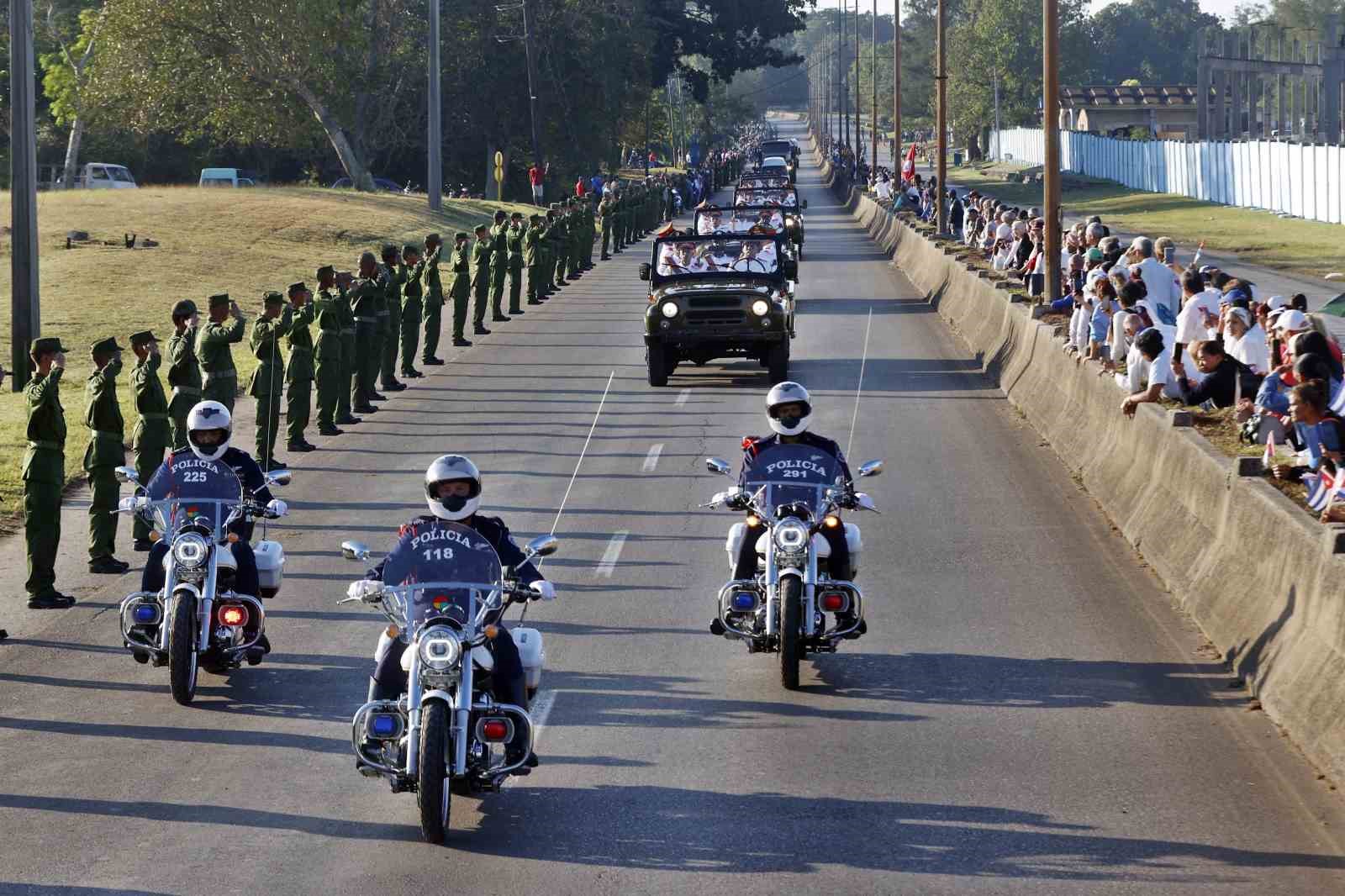 ABD’nin Venezuela saldırısında ölen 32 Kübalı asker ülkelerine getirildi
