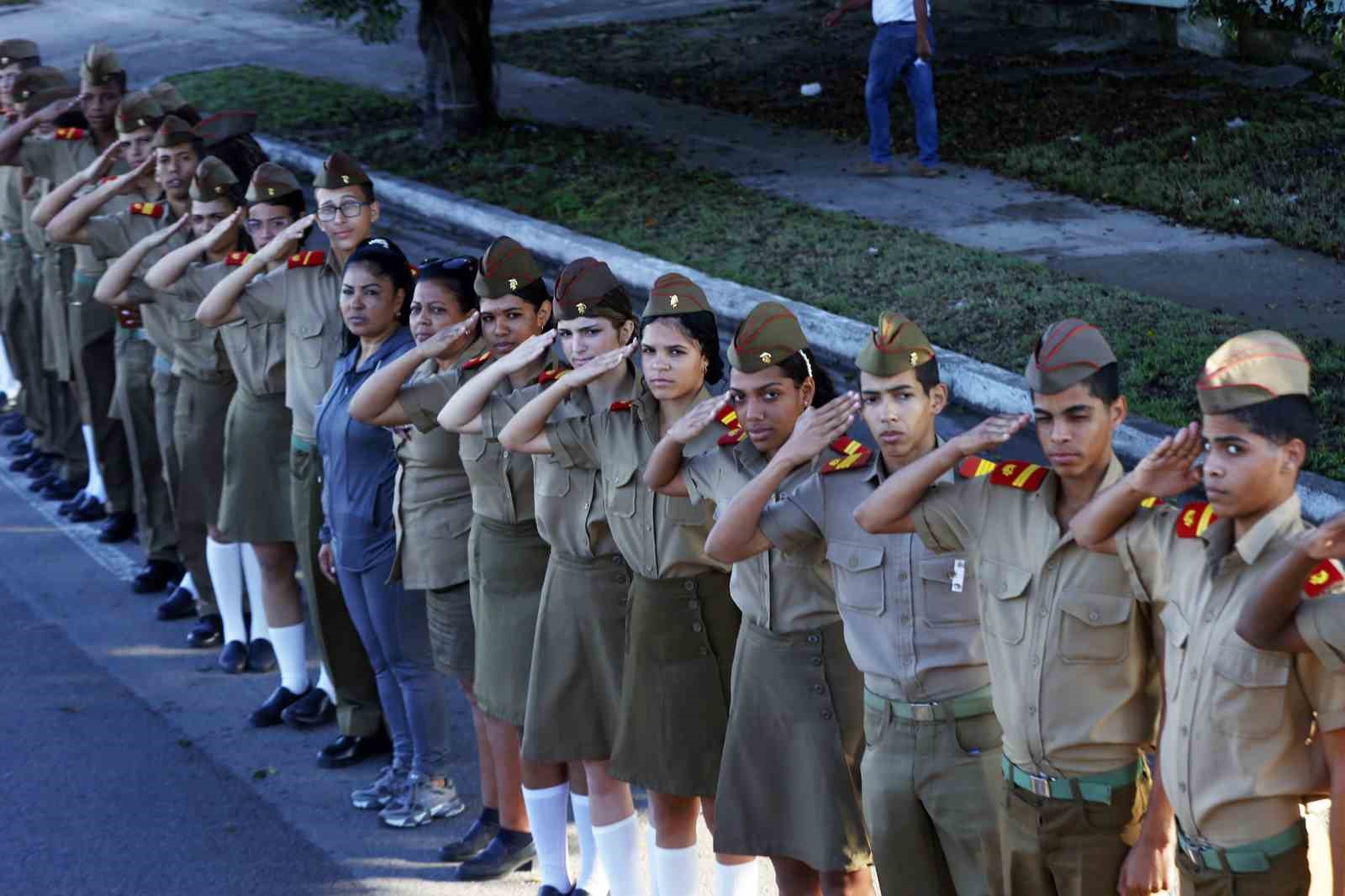 ABD’nin Venezuela saldırısında ölen 32 Kübalı asker ülkelerine getirildi
