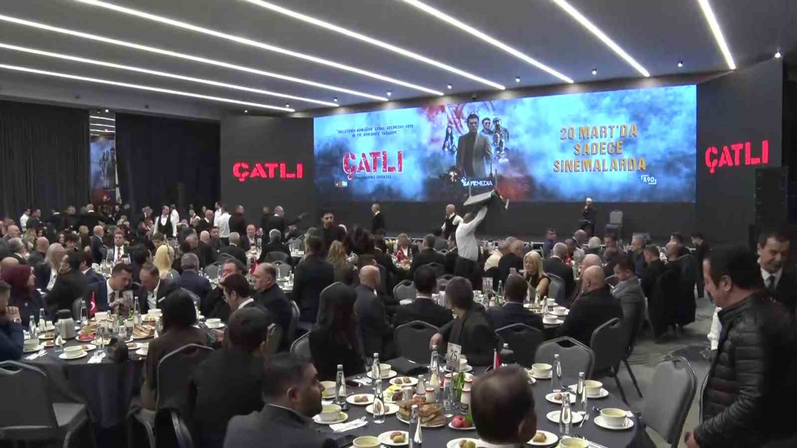 Abdullah Çatlı’nın hayatını anlatan ‘Çatlı’ filminin galası gerçekleştirildi
Abdullah Çatlı’nın hayatını anlatan ‘Çatlı’ filminin galası gerçekleştirildi