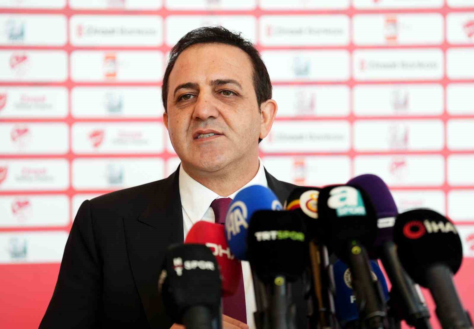Abdullah Kavukcu: "İnşallah Liverpool’a karşı 3’te 3 yapacağız"
