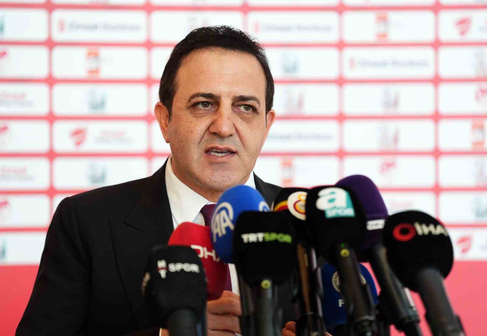 Abdullah Kavukcu: "İnşallah Liverpool’a karşı 3’te 3 yapacağız"
