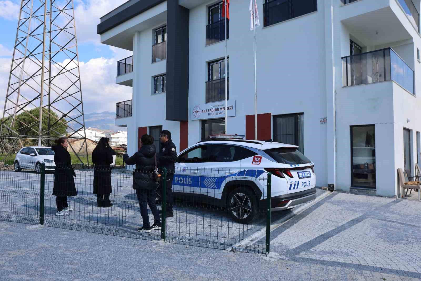 Açığa alınan doktorların hemşirelerinden haber yapan gazeteciye tehdit
