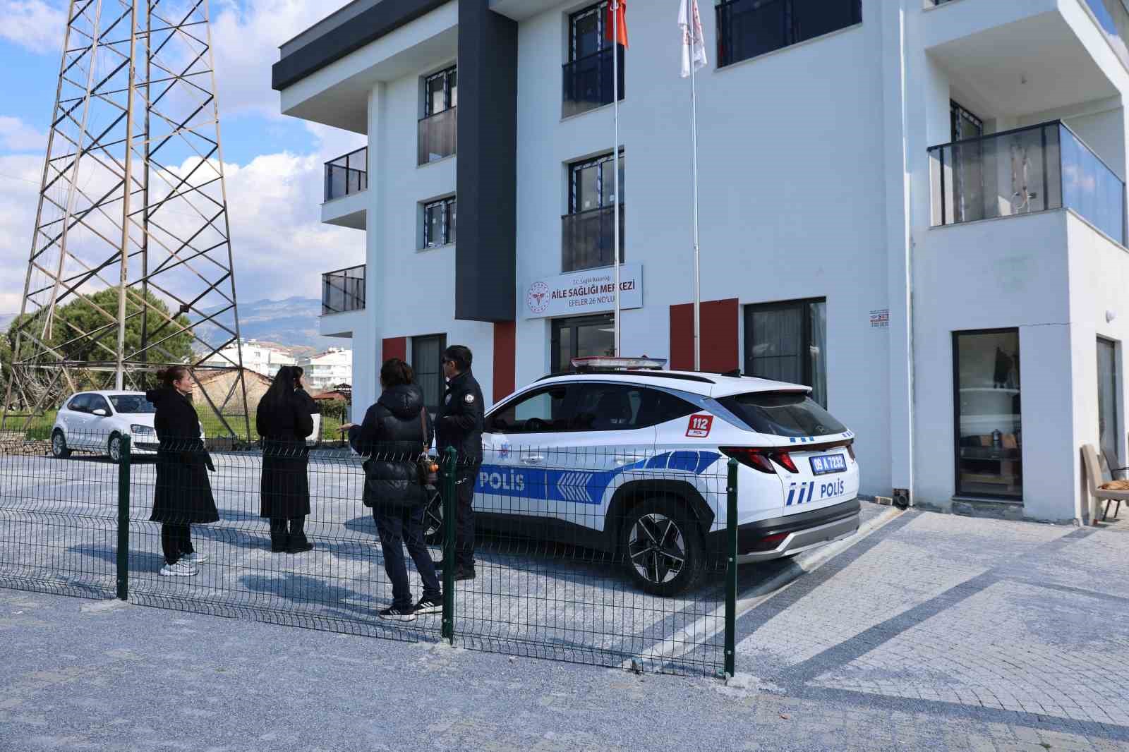 Açığa alınan doktorların hemşirelerinden haber yapan gazeteciye tehdit
