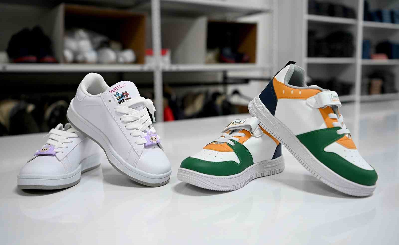 Ada Kıyafet Evi 272 çocuğun yüzünü güldürdü
